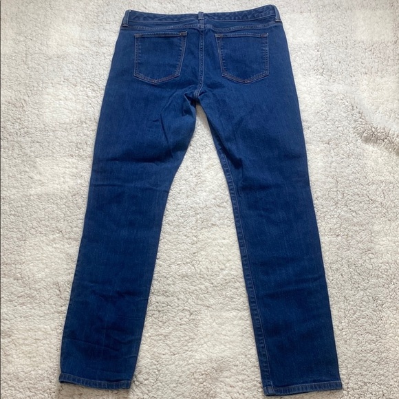 Banana Republic Slim Straight Jeans – Size 31 - Picture 4 of 6